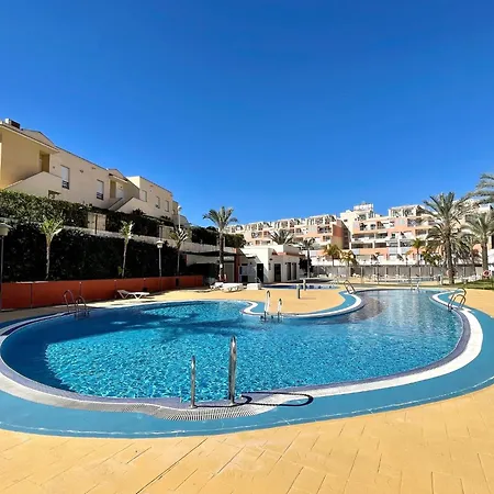 Near With Pools In Spain Apartmán *